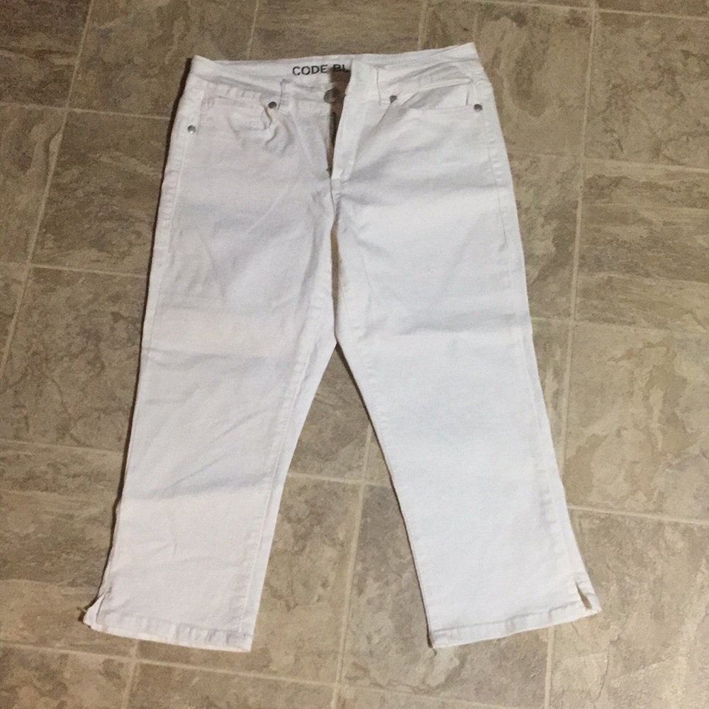 White capris